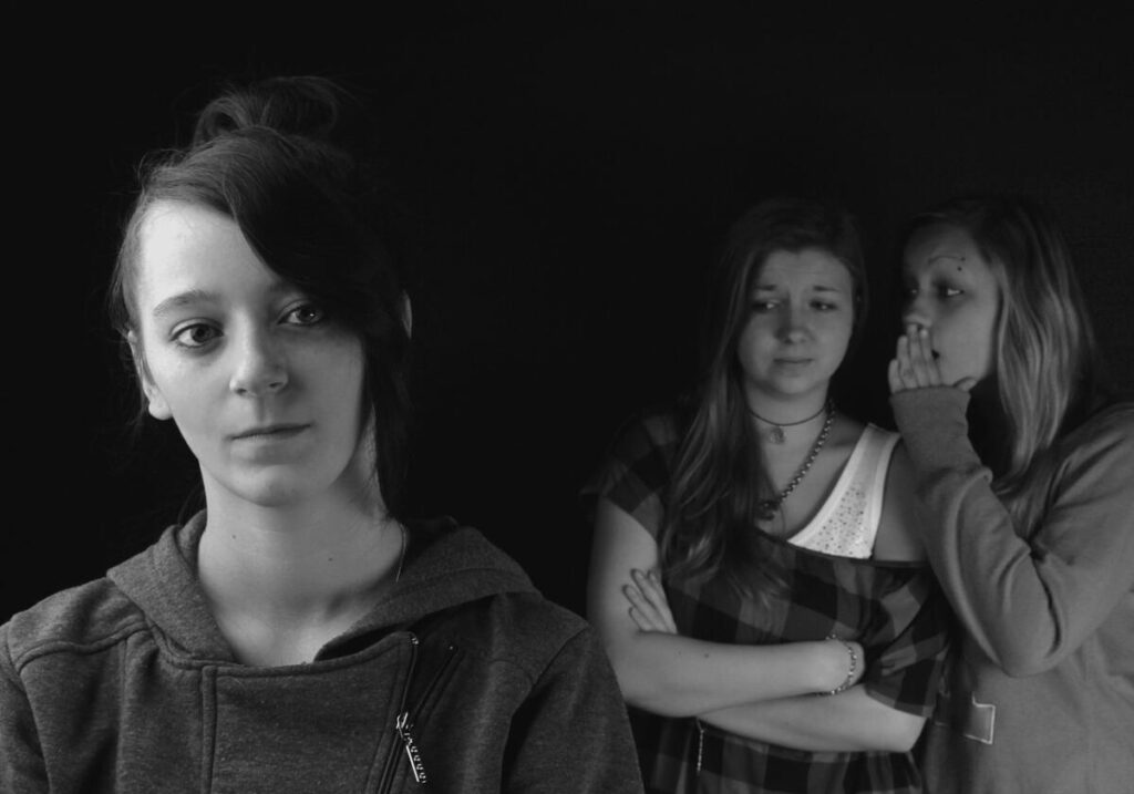 Šta znači sanjati ogovaranje?