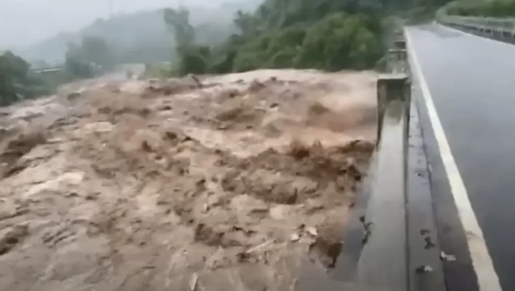 Šta znači sanjati bujicu?